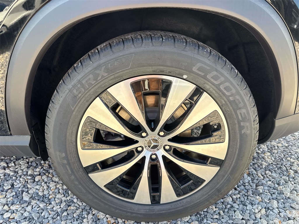 2025 Mercedes Benz GLE 350 4MATIC photo 2
