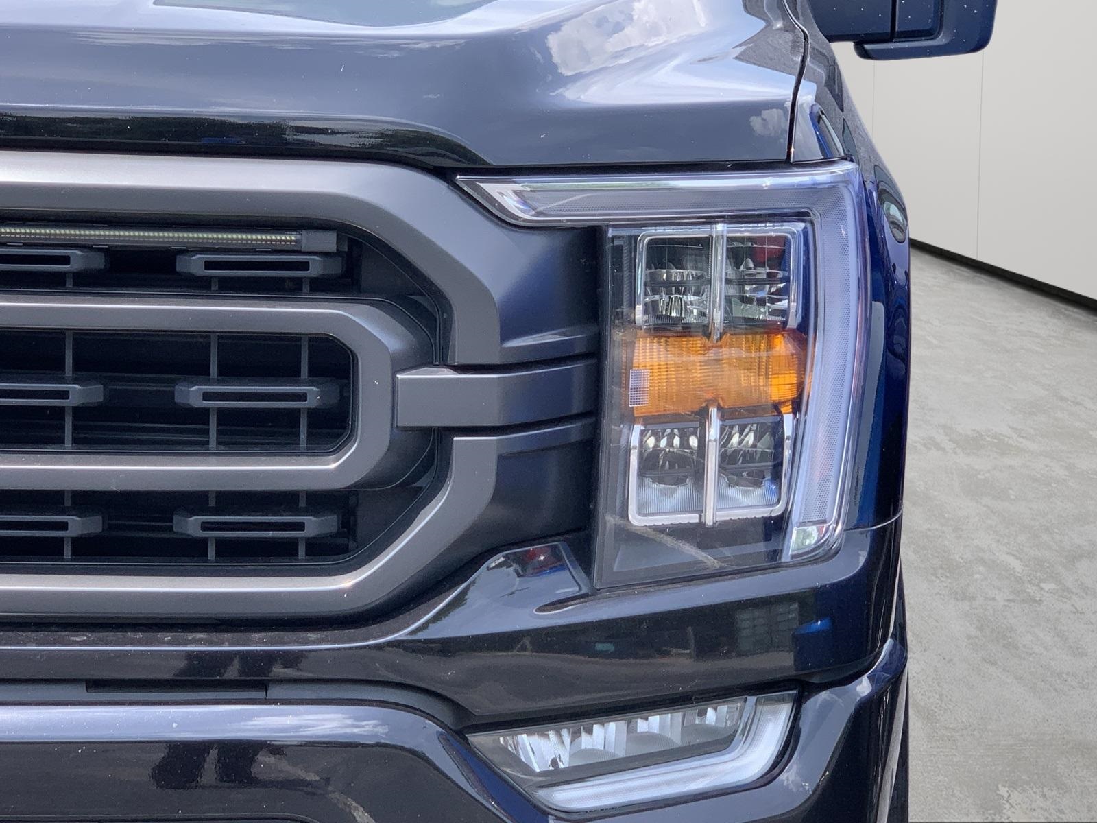 2021 Ford F-150 XLT photo 8