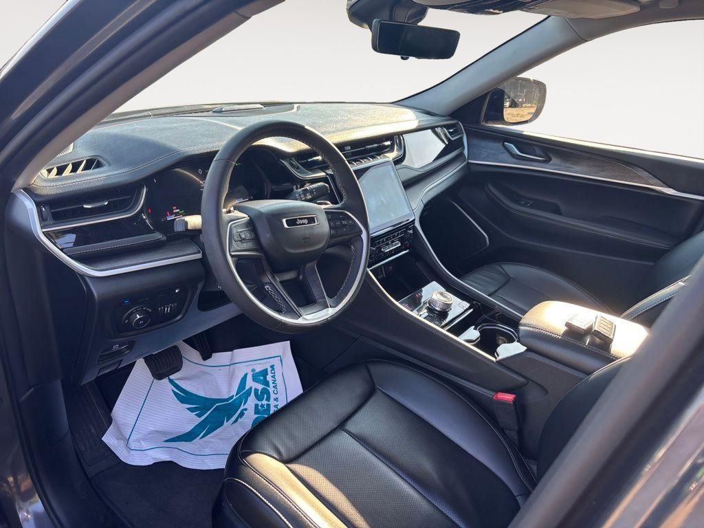 2023 Jeep Cherokee Base photo 6