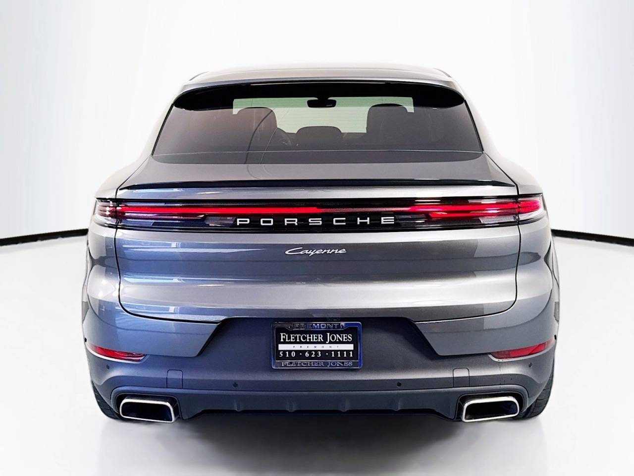2025 Porsche Cayenne photo 9