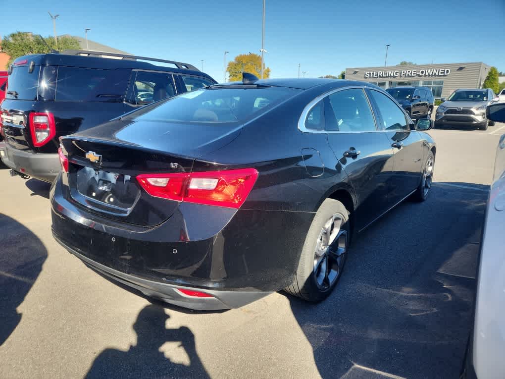 2024 Chevrolet Malibu 1LT photo 4