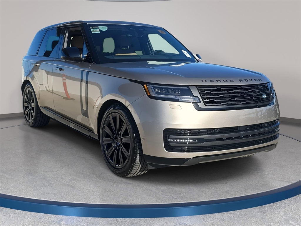 2026 Land Rover Range Rover SE