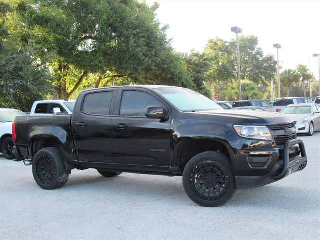 2019 Chevrolet Colorado LT photo 2