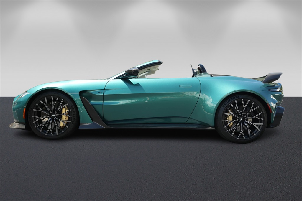 2023 Aston Martin Vantage photo 6
