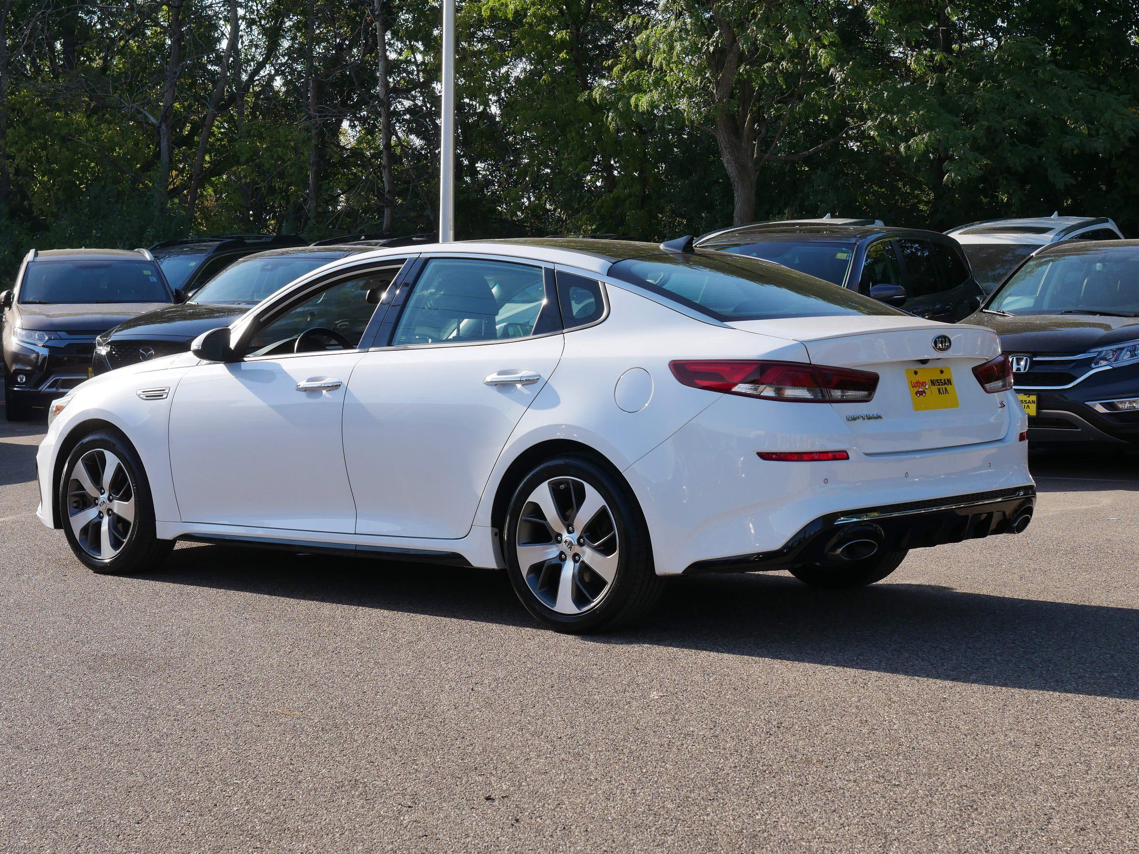 2019 Kia Optima S photo 5