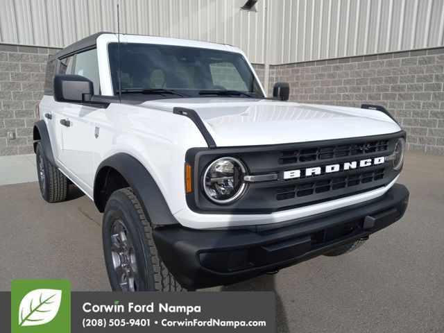 2025 Ford Bronco 4-Door Big Bend's photo