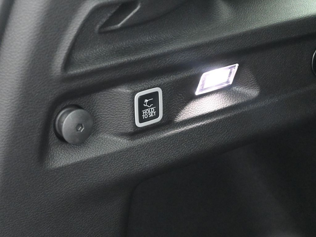 2025 Jeep Grand Cherokee Altitude X photo 23