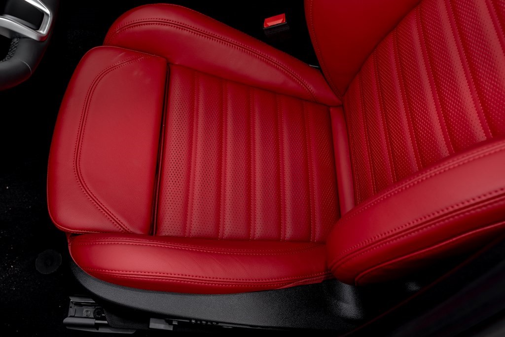 2025 Alfa Romeo Giulia Base photo 20