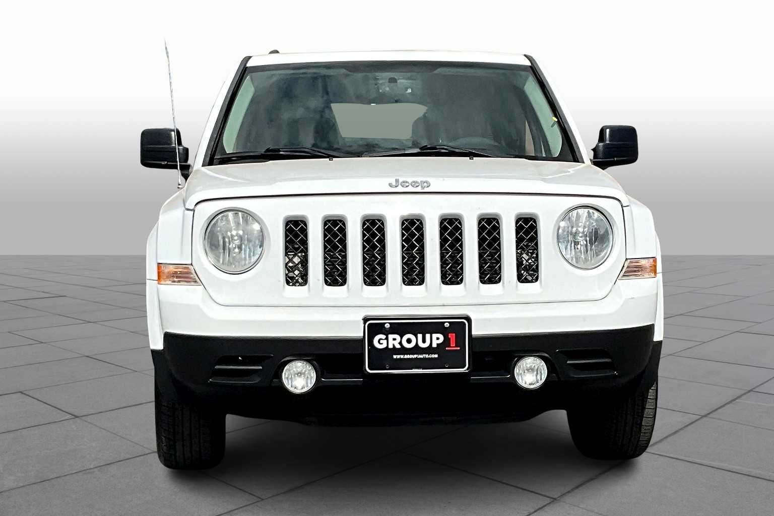 2017 Jeep Patriot Sport photo 3