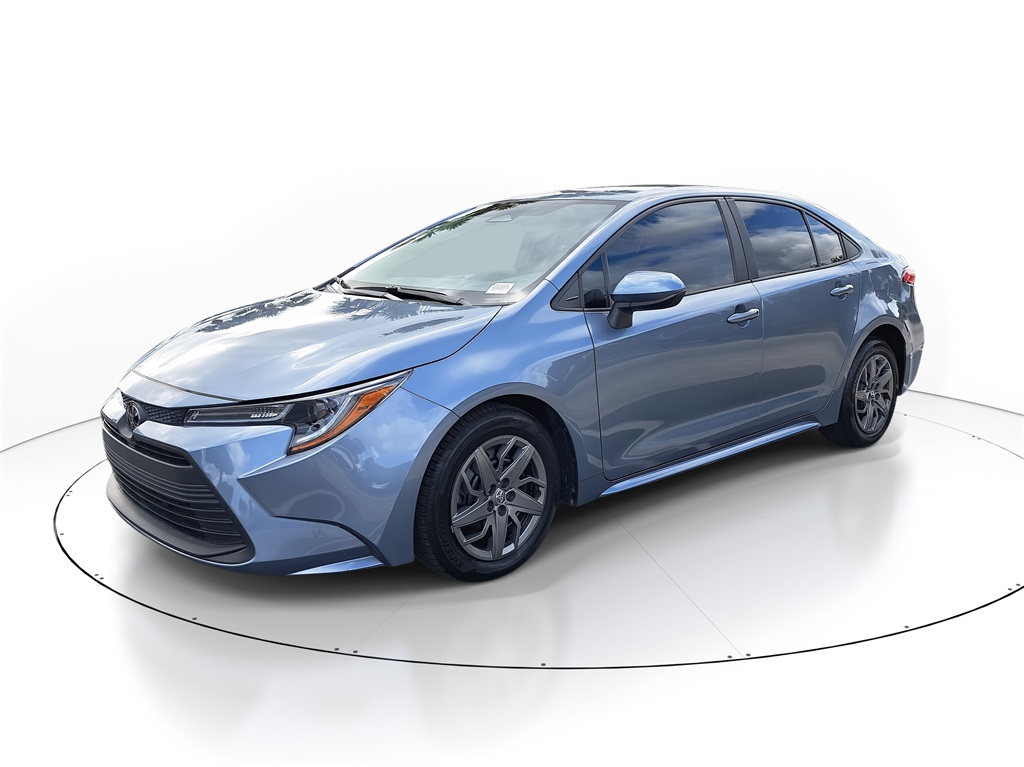 2024 Toyota Corolla LE photo 4