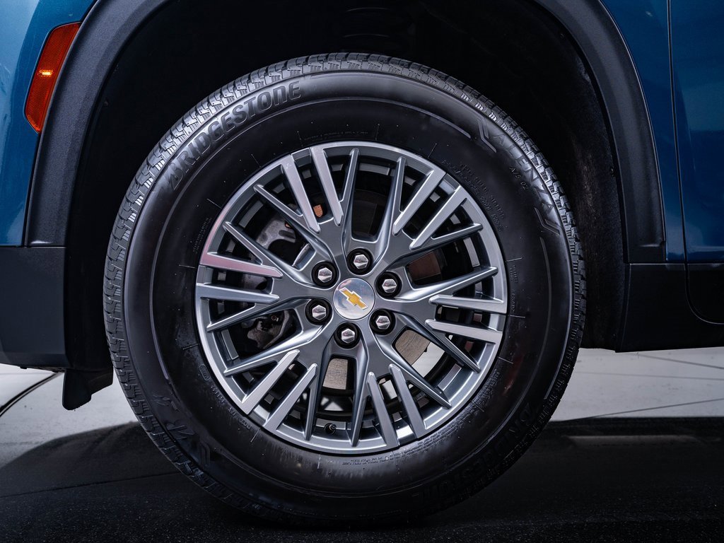 2024 Chevrolet Traverse LS photo 13