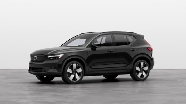 NEW 2025 VOLVO EX40 TWIN MOTOR AWD ULTRA