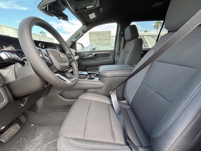 2025 Chevrolet Tahoe LS photo 13