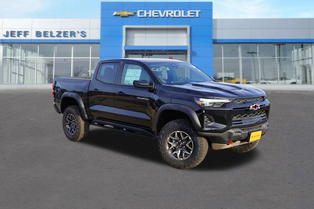 2025 Chevrolet Colorado ZR2's photo