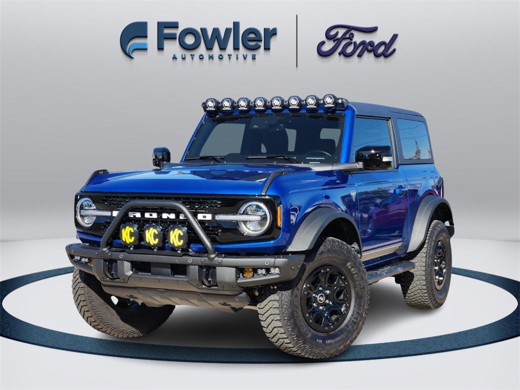 2021 Ford Bronco 2-Door First Edition's photo