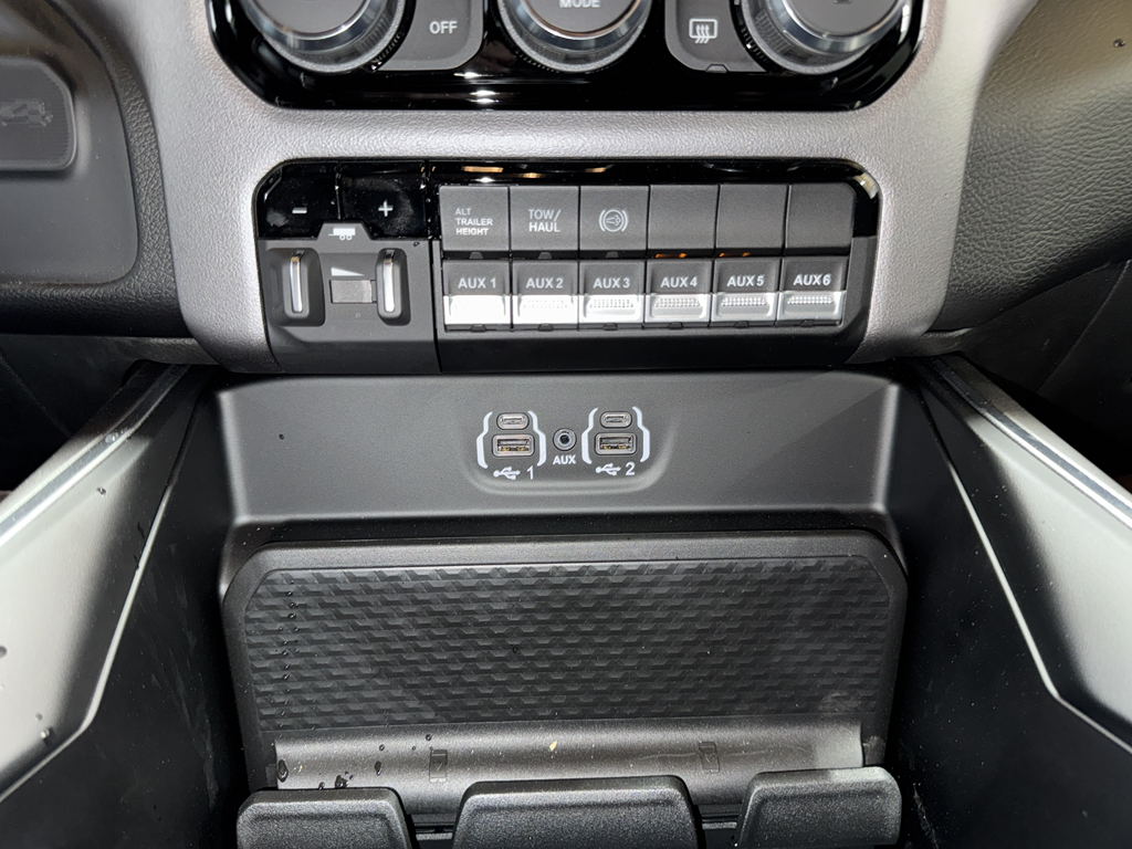 2024 Ram 3500 Big Horn photo 36