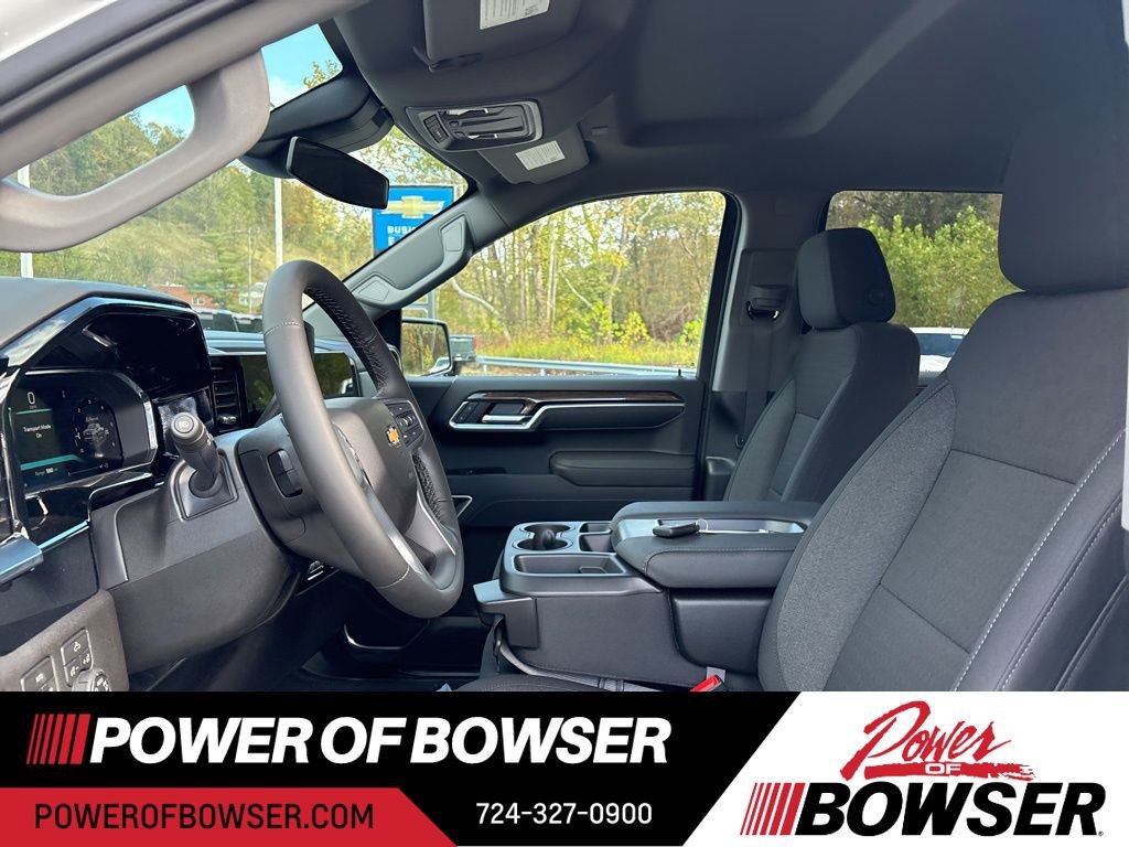 2026 Chevrolet Silverado 1500 LT photo 4