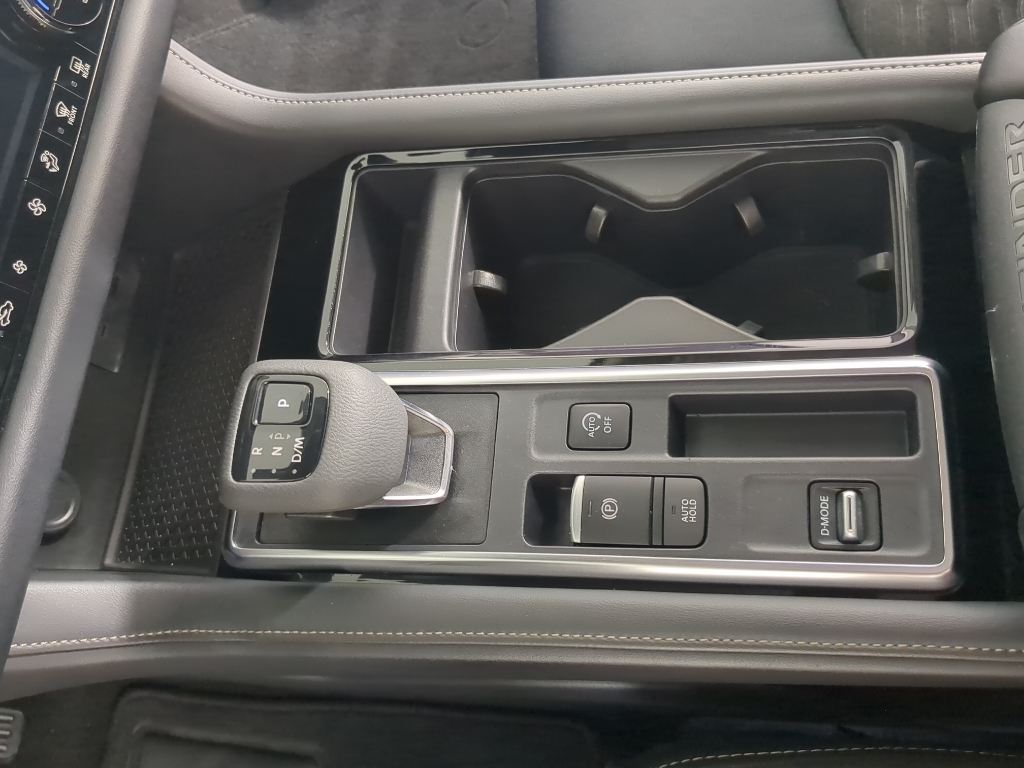 2024 Nissan Pathfinder SV photo 20