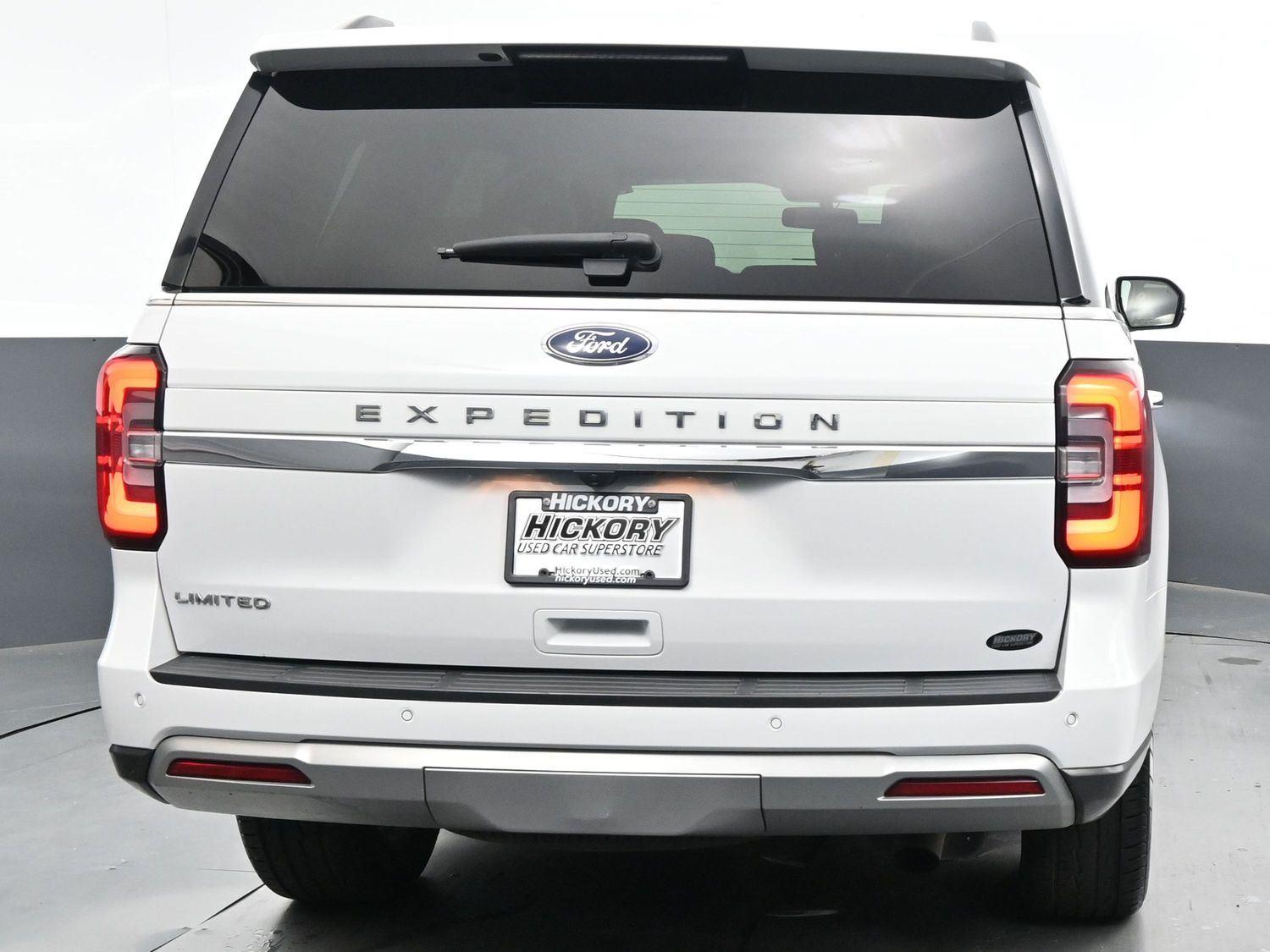 2022 Ford Expedition Limited photo 4