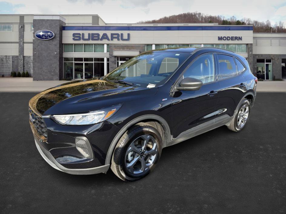 2025 Ford Escape ST-Line's photo