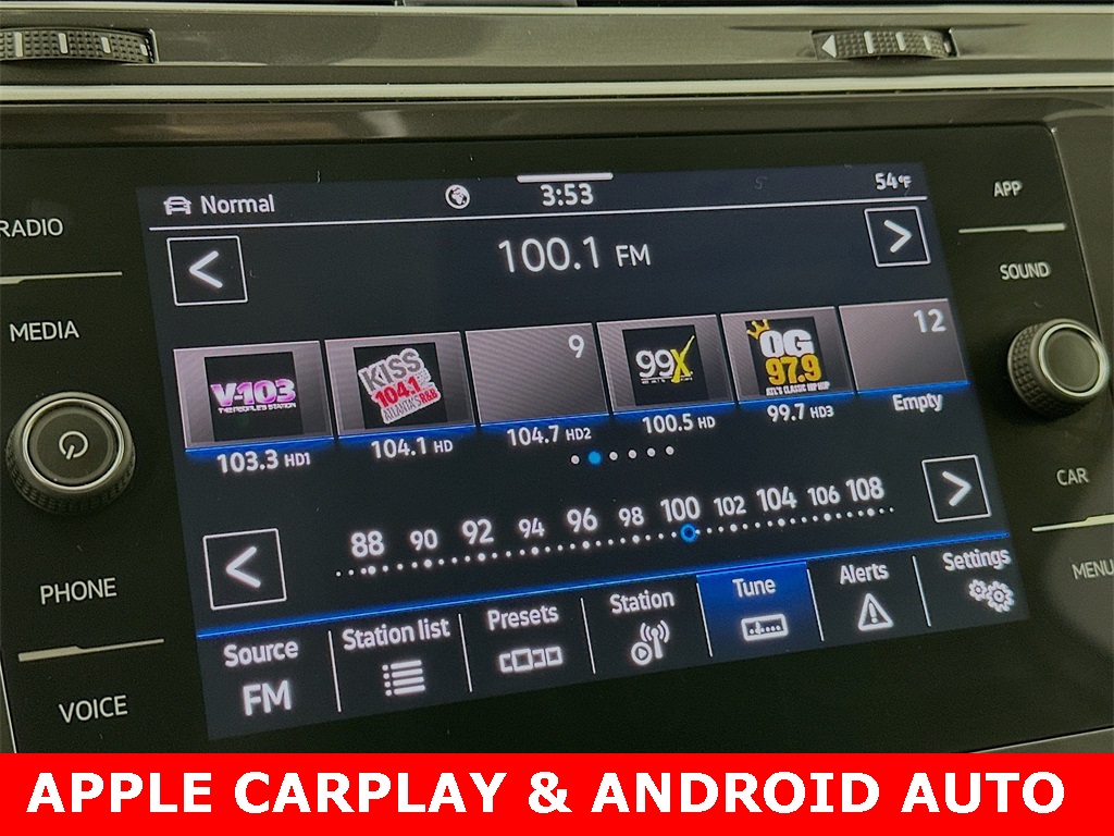 2024 Volkswagen Tiguan SE Wolfsburg Edition photo 4