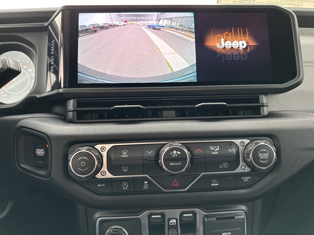 2025 Jeep Wrangler Sport photo 12