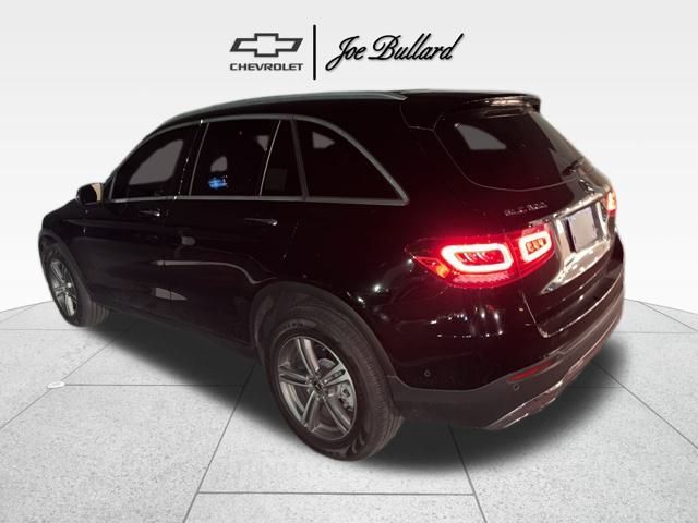 2022 Mercedes Benz GLC 300 photo 4