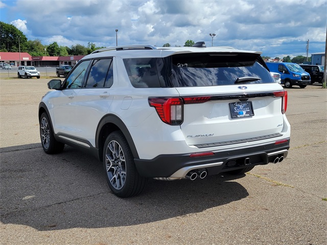 2025 Ford Explorer Platinum photo 6