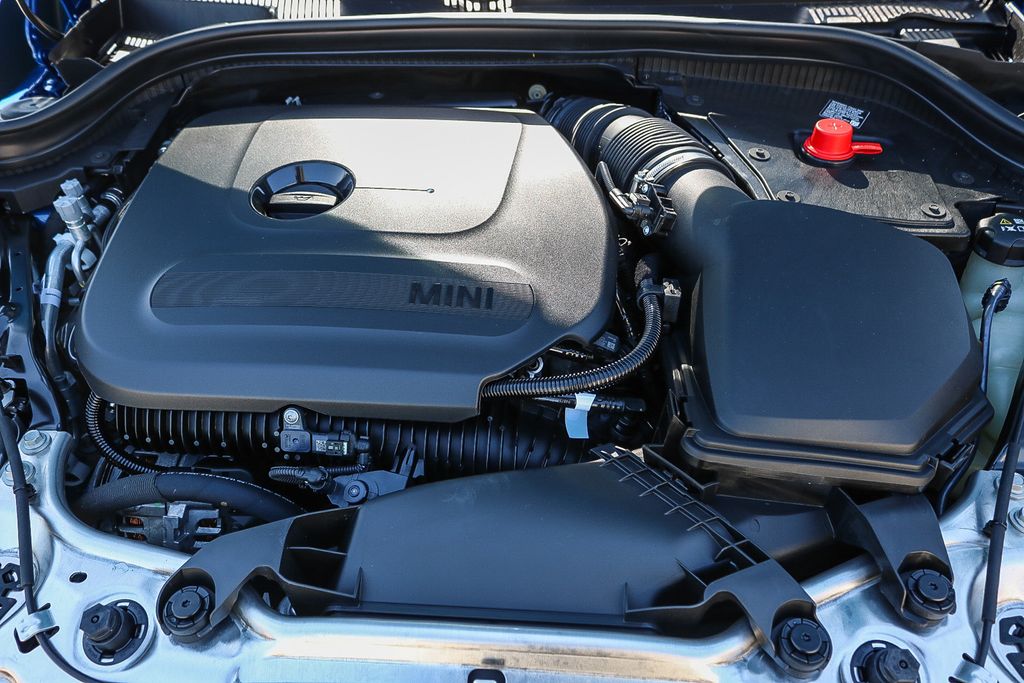 2025 Mini Cooper 2 Door Hardtop Iconic photo 20