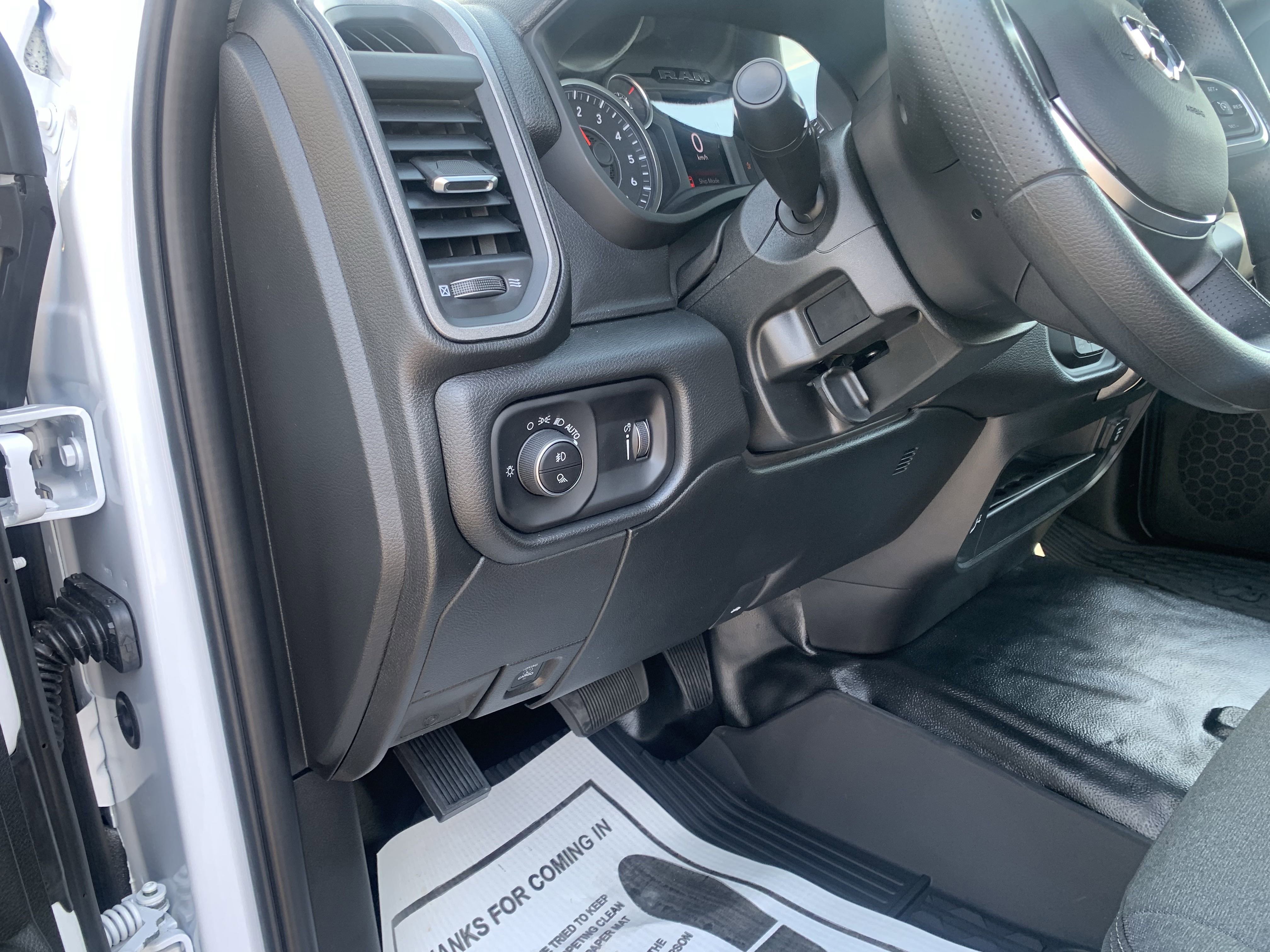 2026 Ram 3500 Tradesman photo 3