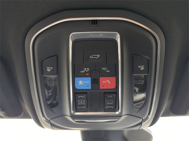 2025 Jeep Grand Cherokee Altitude X photo 22