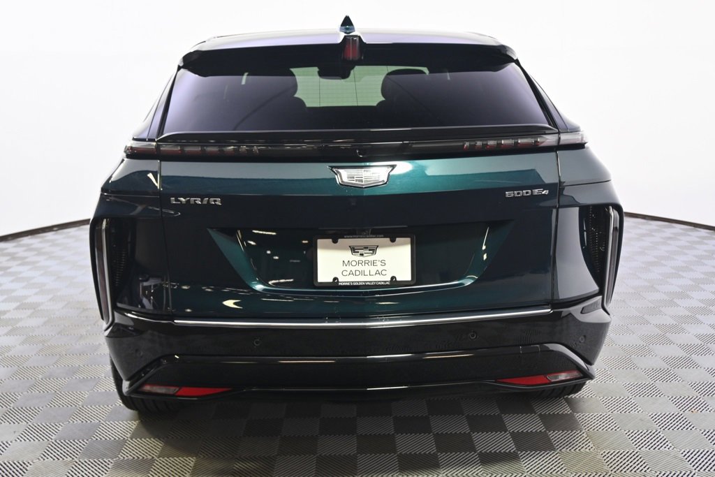 2025 Cadillac Lyriq Luxury photo 5