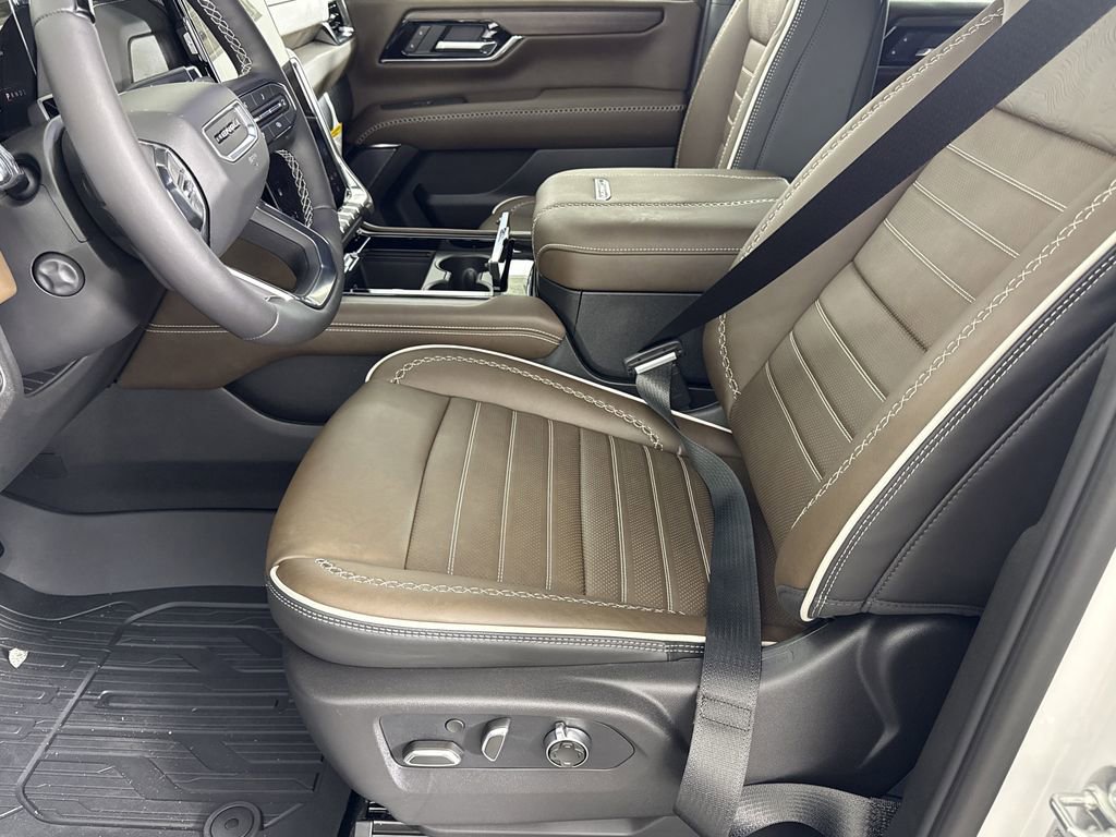 2025 Gmc Yukon Denali Ultimate photo 7