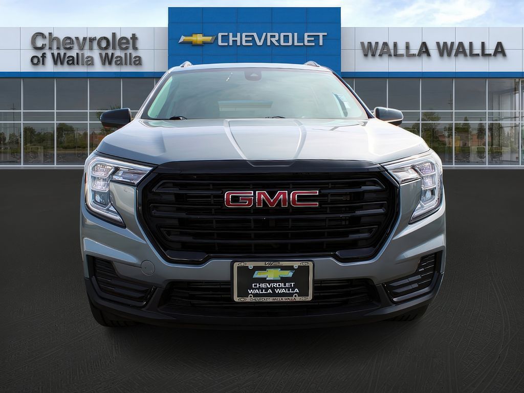 2023 Gmc Terrain SLE Elevation photo 2