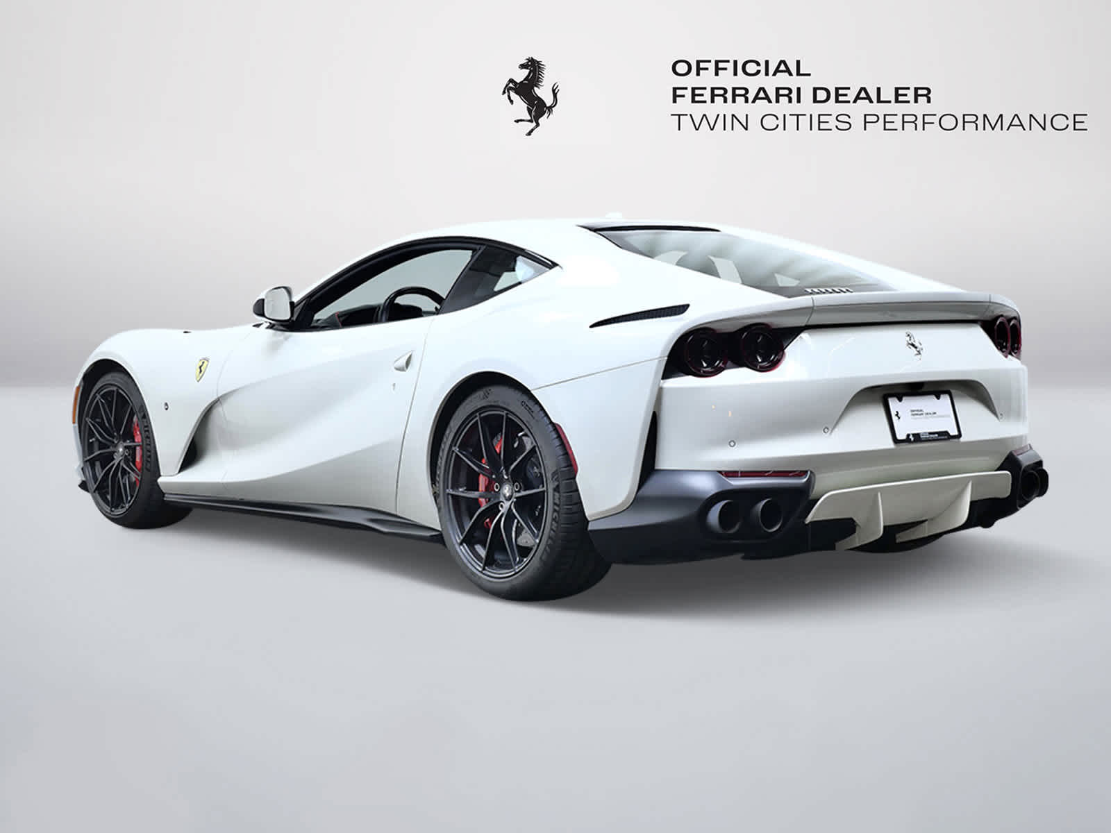 2019 Ferrari 812 Superfast photo 3