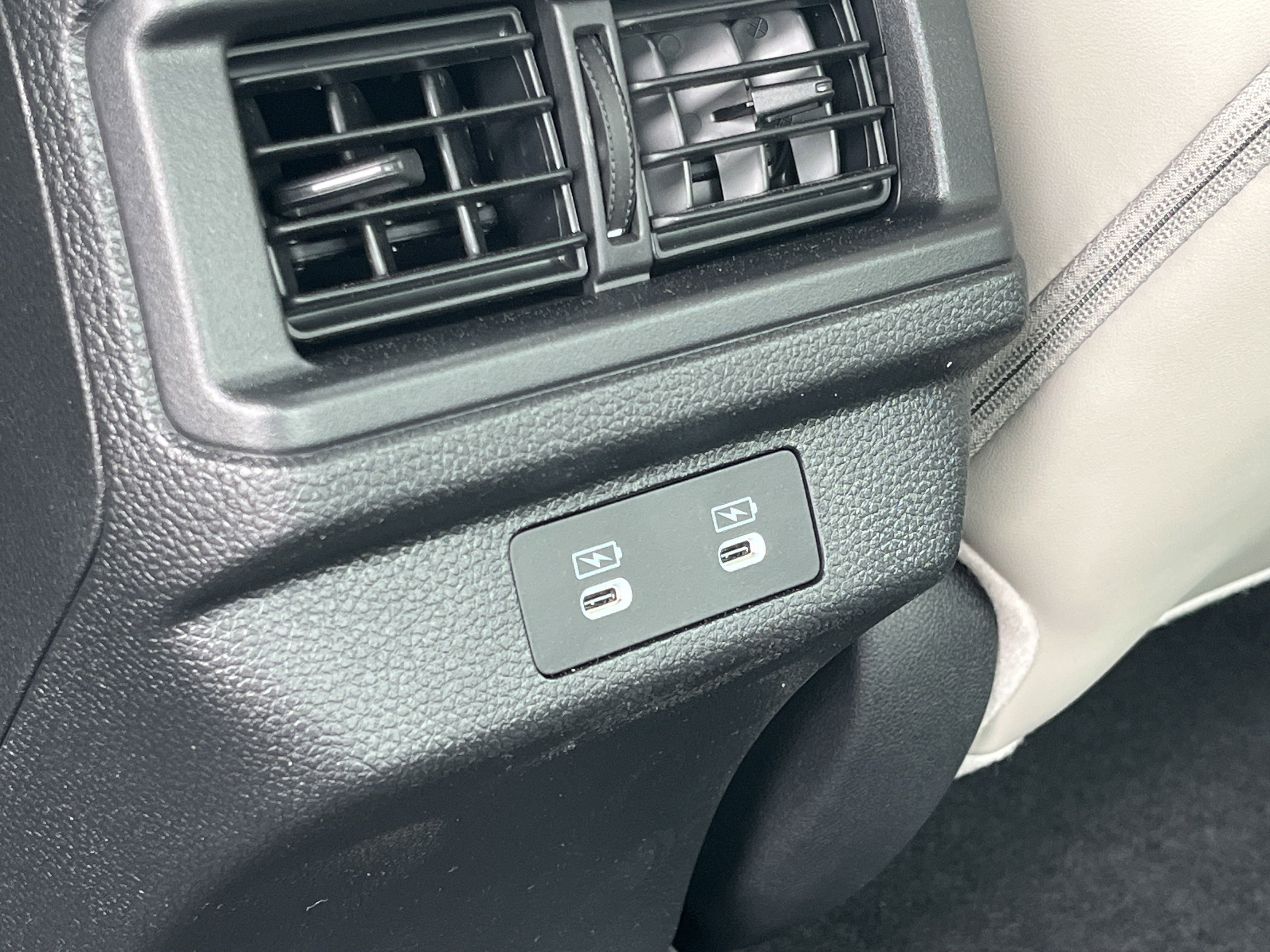 2025 Honda Accord Hybrid EX-L photo 17