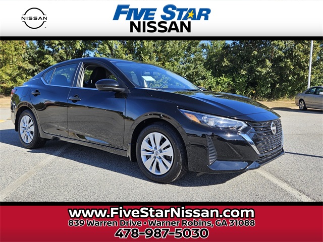 2025 Nissan Sentra S's photo