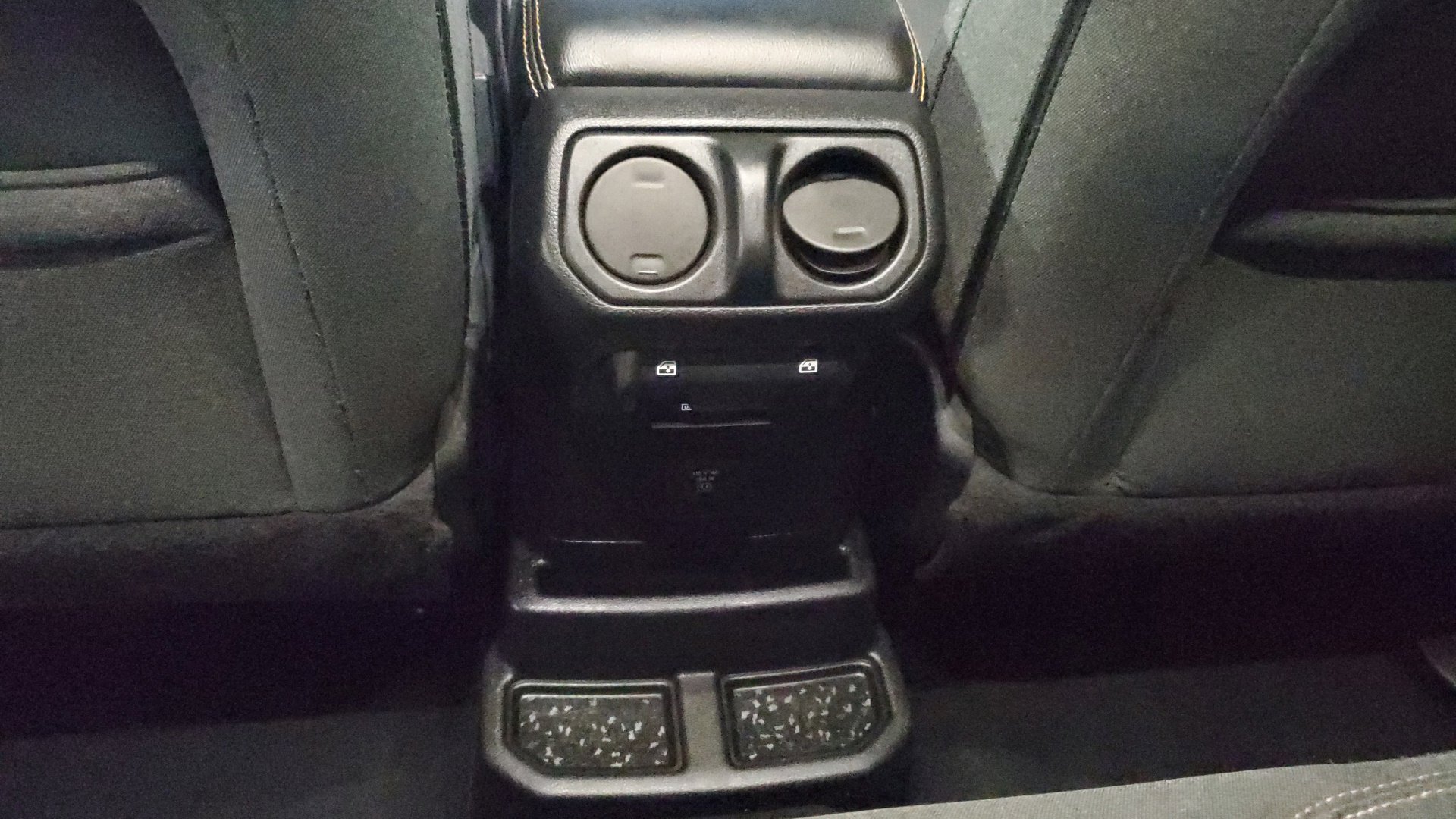 2024 Jeep Wrangler Sahara 4xe photo 12