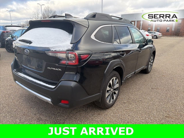 2023 Subaru Outback Limited photo 3