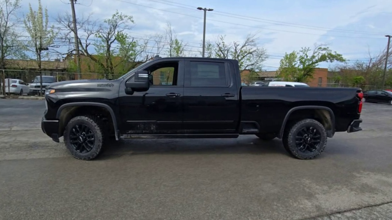 2025 Chevrolet Silverado 2500HD High Country photo 45
