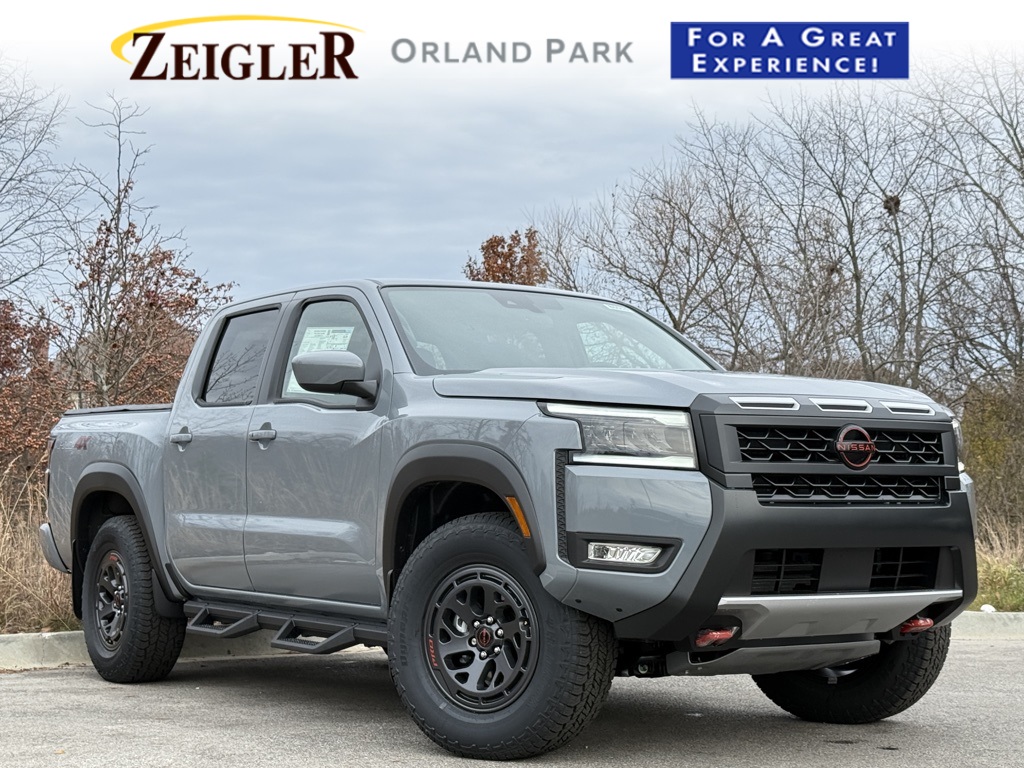 2026 Nissan Frontier PRO-4X's photo