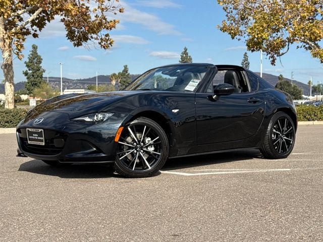2025 Mazda MX-5 Miata Miata RF Grand Touring photo 3