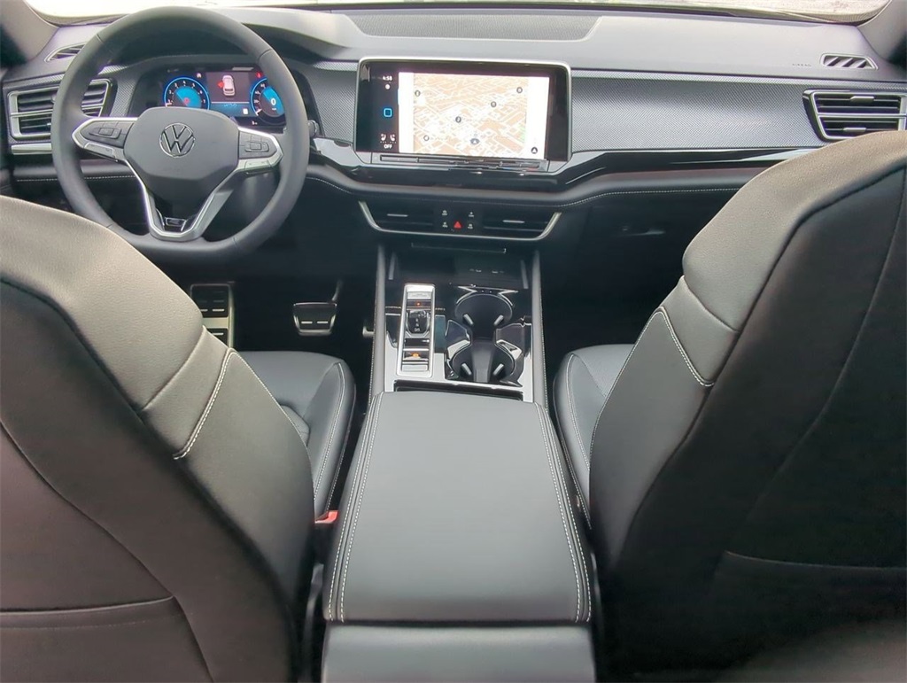 2026 Volkswagen Atlas Cross Sport SEL R-Line photo 12