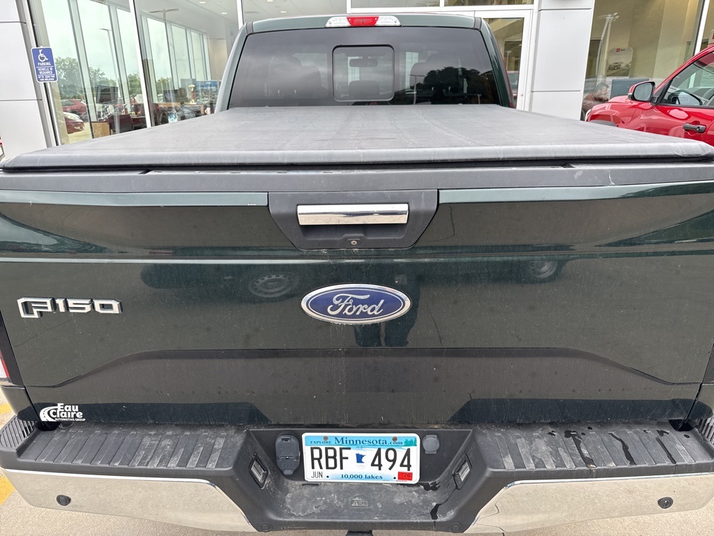 2015 Ford F-150 XLT photo 4