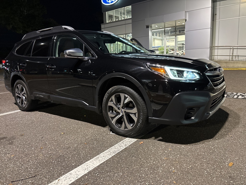 2020 Subaru Outback Touring's photo