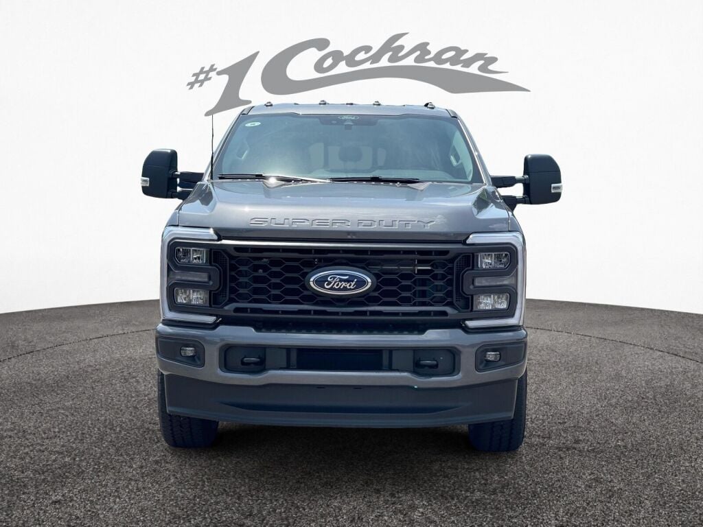 2025 Ford F-250 XL photo 2