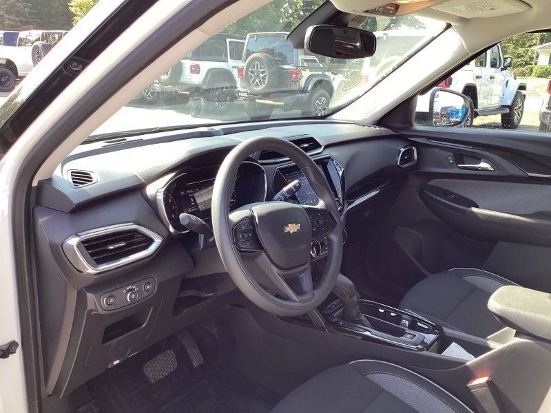 2023 Chevrolet Trailblazer LT photo 19