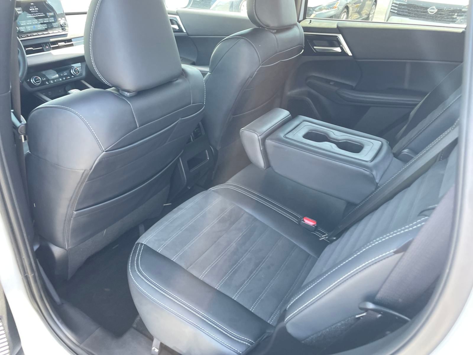 2024 Mitsubishi Outlander PHEV SE Ralliart photo 18