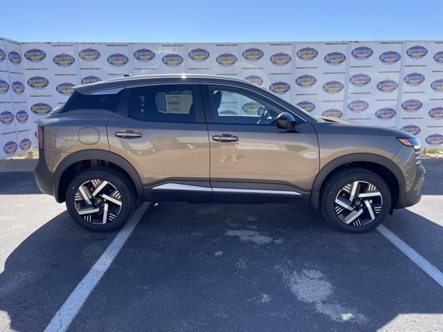 2026 Nissan KICKS SV's photo