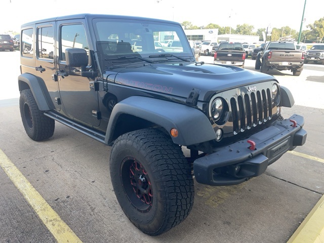 2016 Jeep Wrangler Unlimited Rubicon photo 3